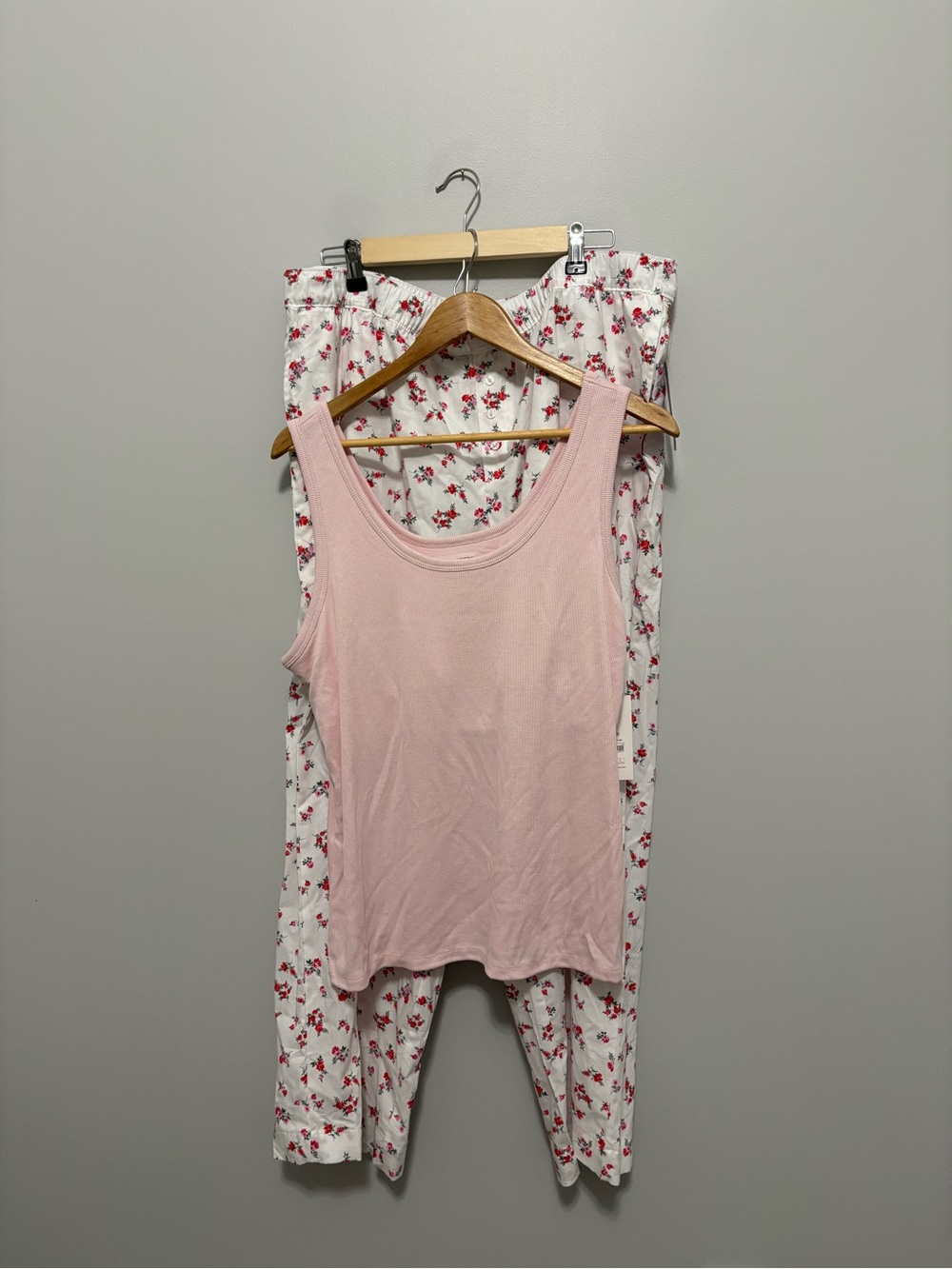 Light Pink Tank Top & Floral Lounge Pants Sleep Set